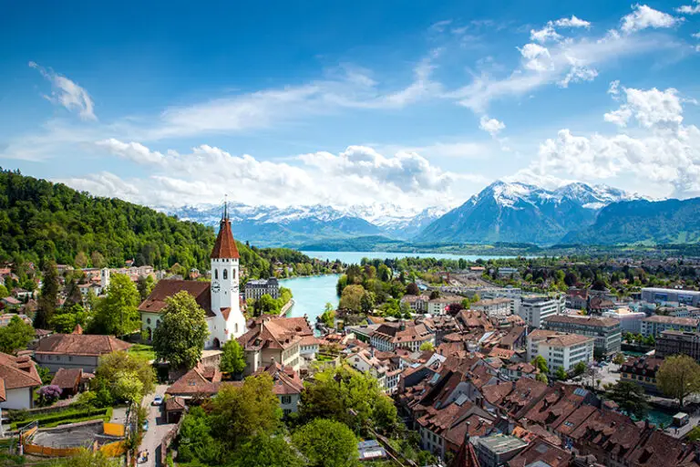 Die steuerlichen Implikationen beim Verkauf von Immobilien in der Schweiz