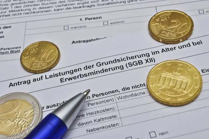 Kann man Sozialhilfe im Ausland beziehen?