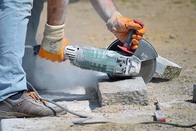 Welche Visaoptionen gibt es für Menschen, die in der Schweiz als Handwerker arbeiten möchten?