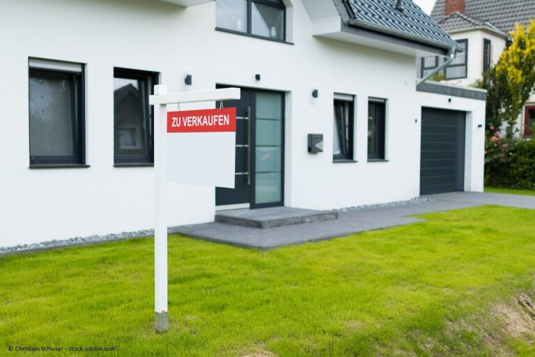 Wie funktioniert die Überprüfung der Bauqualität bei Immobilienkäufen in der Schweiz?