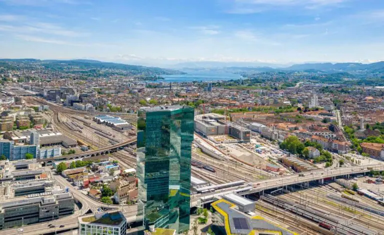 Warum die Schweiz als sicherer Hafen für Immobilieninvestitionen gilt