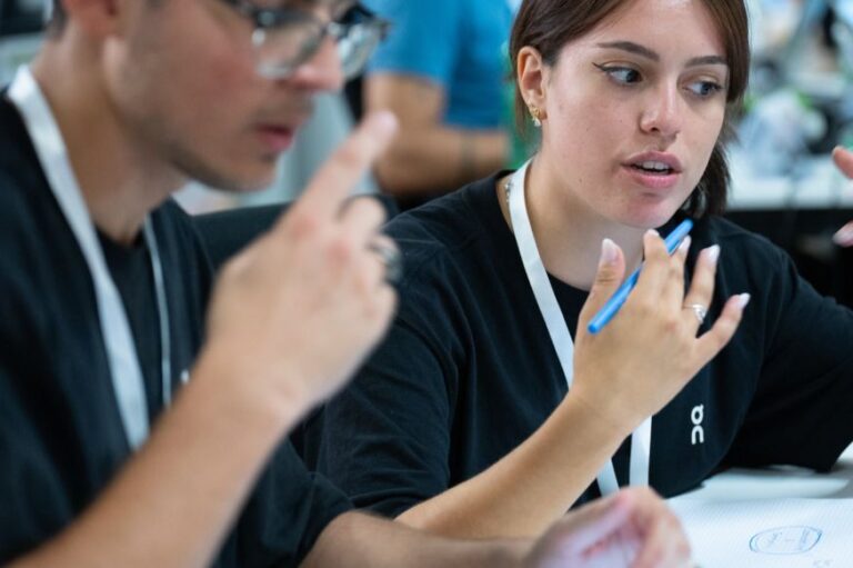 Wie unterstützt das Schweizer Bildungssystem Studierende mit psychischen Gesundheitsproblemen?