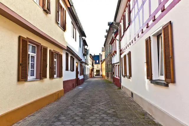 Die Vor- und Nachteile von Neubauwohnungen im Schweizer Immobilienmarkt