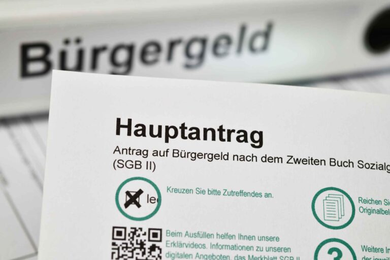 Sozialhilfe bei Scheinselbstständigkeit: Rechte und Pflichten