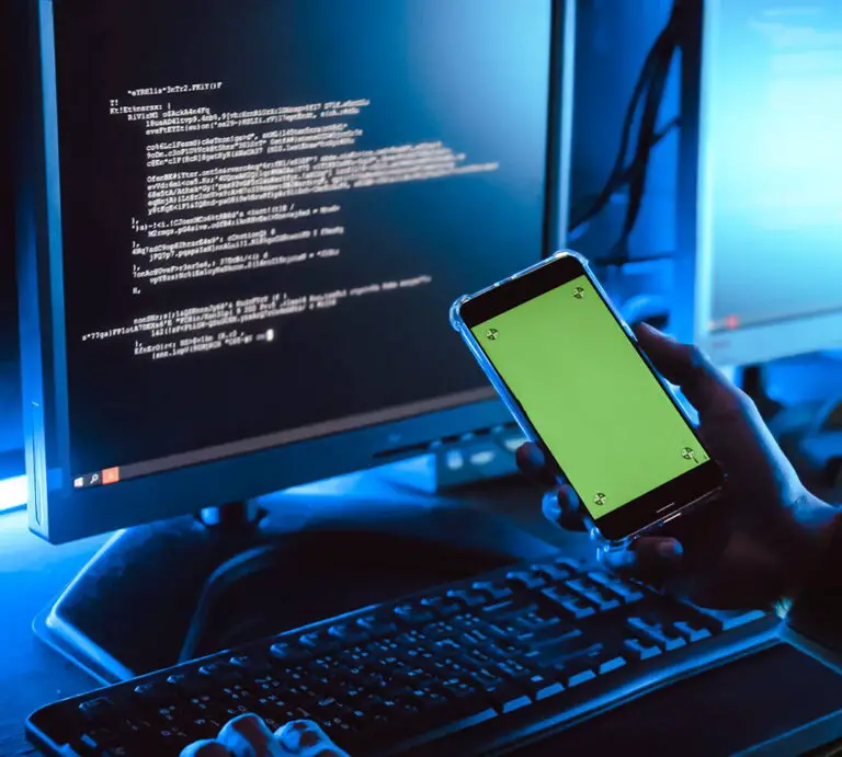 Welche Versicherungen bieten Schutz gegen Cyberangriffe für Unternehmen in der Schweiz?