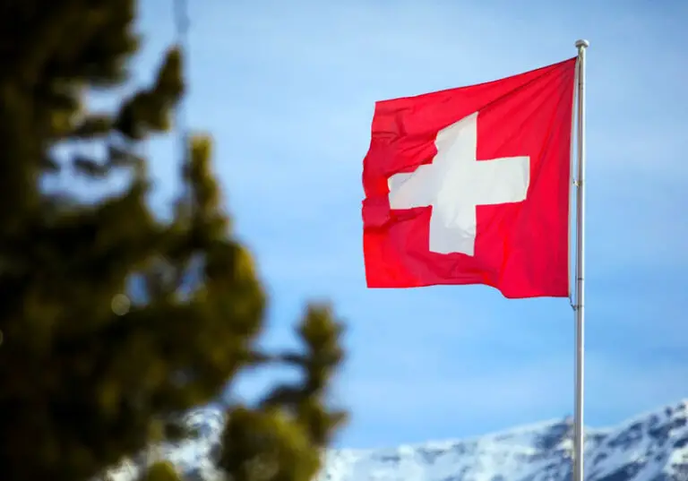 Wie beantragt man ein Arbeitsvisum in der Schweiz?
