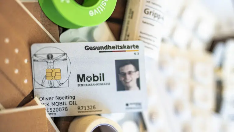Wie beantragt man eine nachträgliche Reduktion der Krankenkassenprämien?