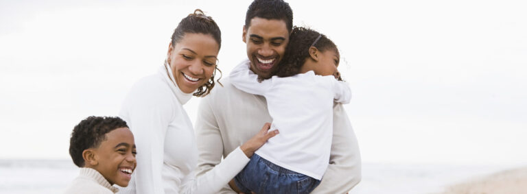 Wie funktioniert der Antrag auf ein Visum für eine Familienzusammenführung, wenn ein Familienmitglied in der Schweiz lebt?