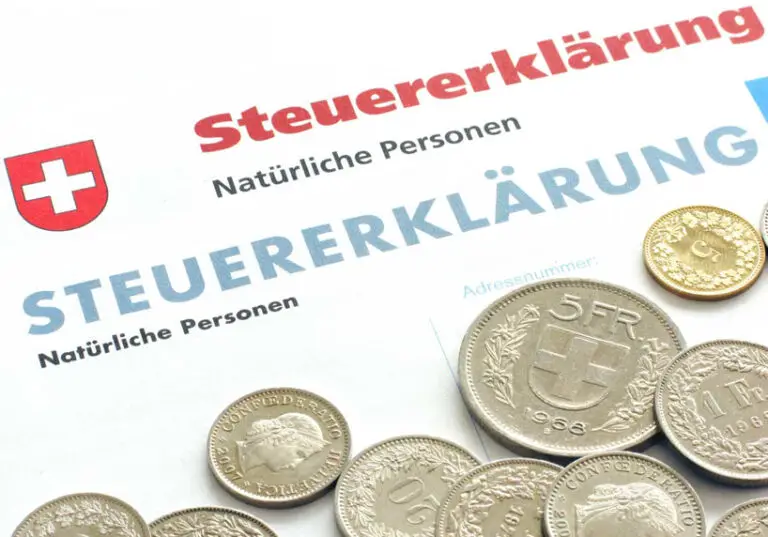 Wie funktioniert die Besteuerung von ausländischen Einkünften bei Expats in der Schweiz?