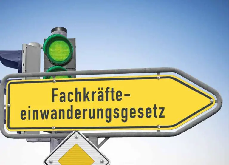 Wie funktioniert die Einwanderungsgesetzgebung in der Schweiz für hochqualifizierte Arbeitskräfte?