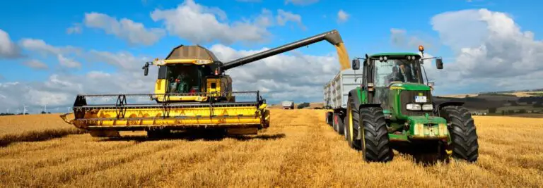 Wie funktioniert die Versicherung für Schäden an Maschinen und Fahrzeugen, die in der Landwirtschaft genutzt werden?