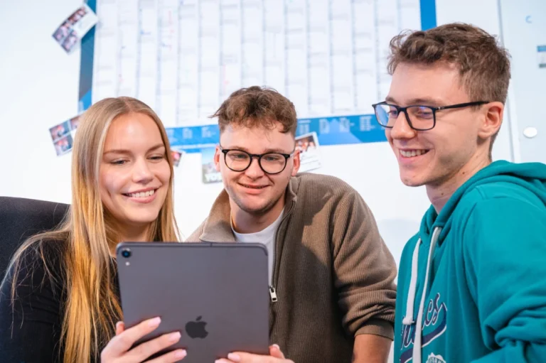 Wie man in der Schweiz ein weiteres Studium nach einer Berufsausbildung aufnimmt