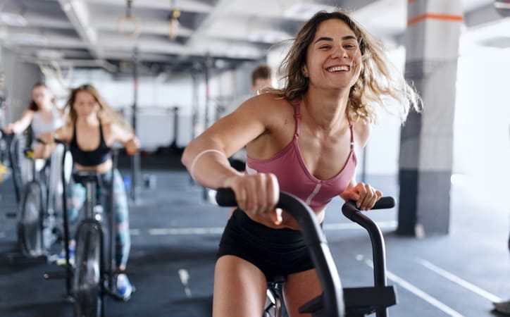 Wie optimiert man Krankenkassenprämien für Mitglieder in Fitnessstudios?